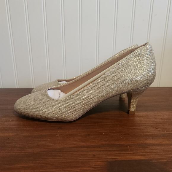 Svdsphde‎ Women's Size 9.5 Gold Glitter Wedding Day Kitten Heels NIB - Picture 7 of 8